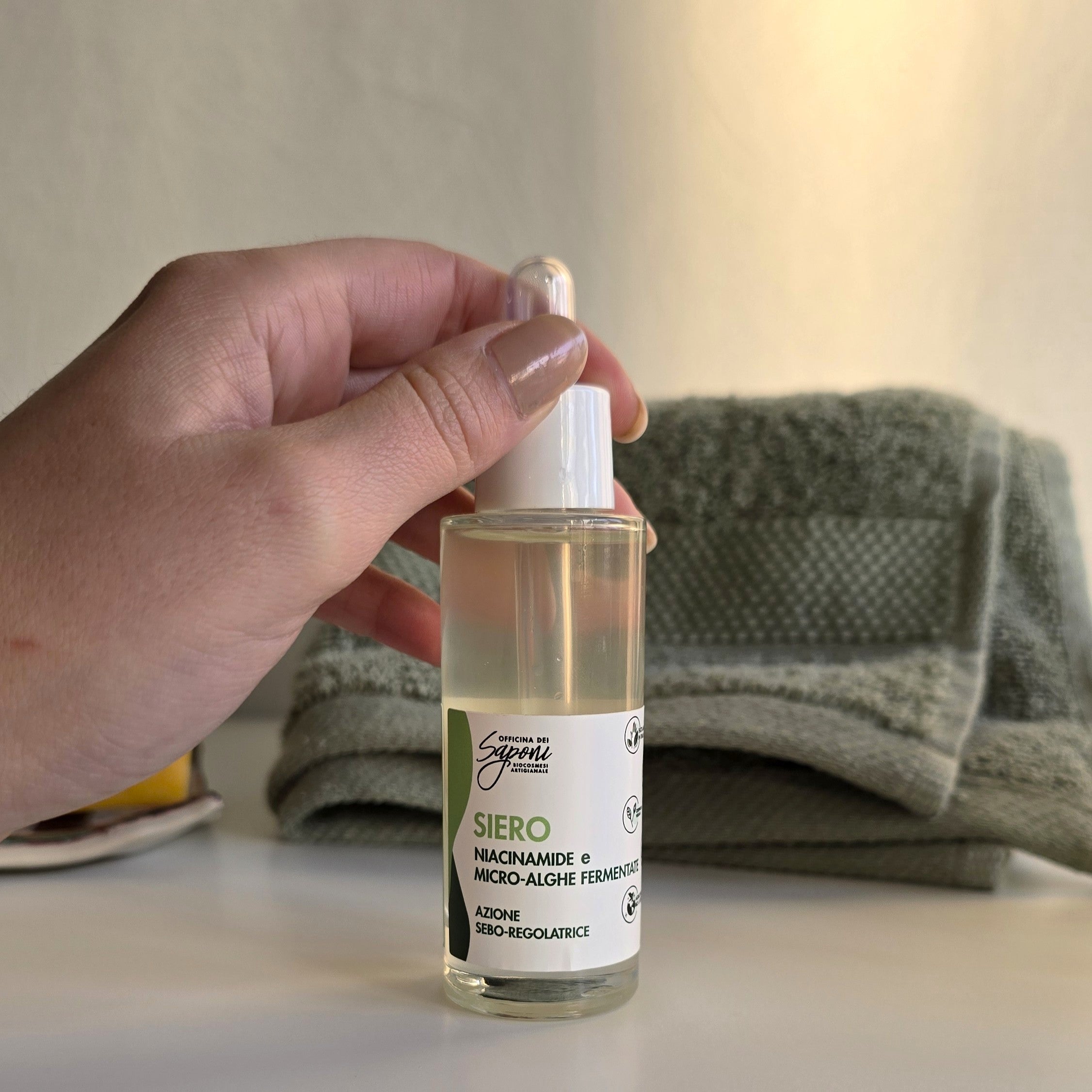 Officina dei Saponi Verde Siero Viso Niacinamide Sebo-Regolatore