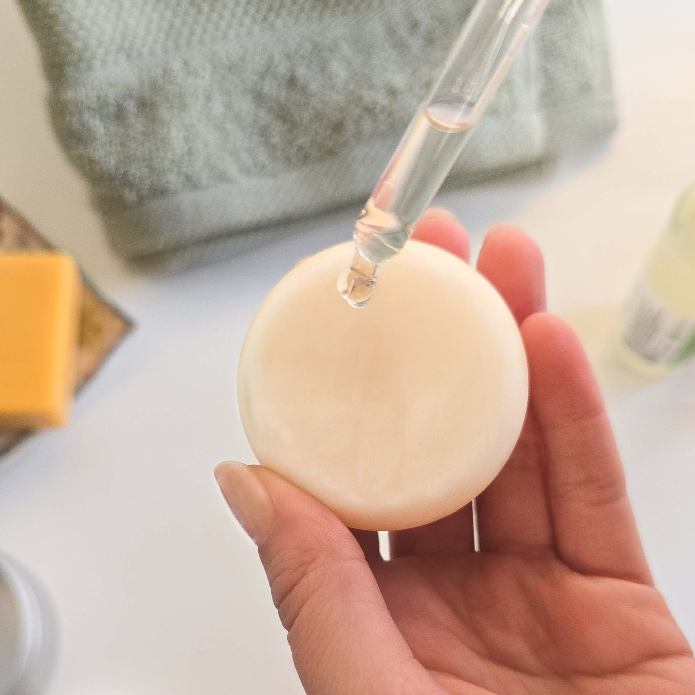 Officina dei Saponi Bifasica kit viso siero e crema solida pelli miste