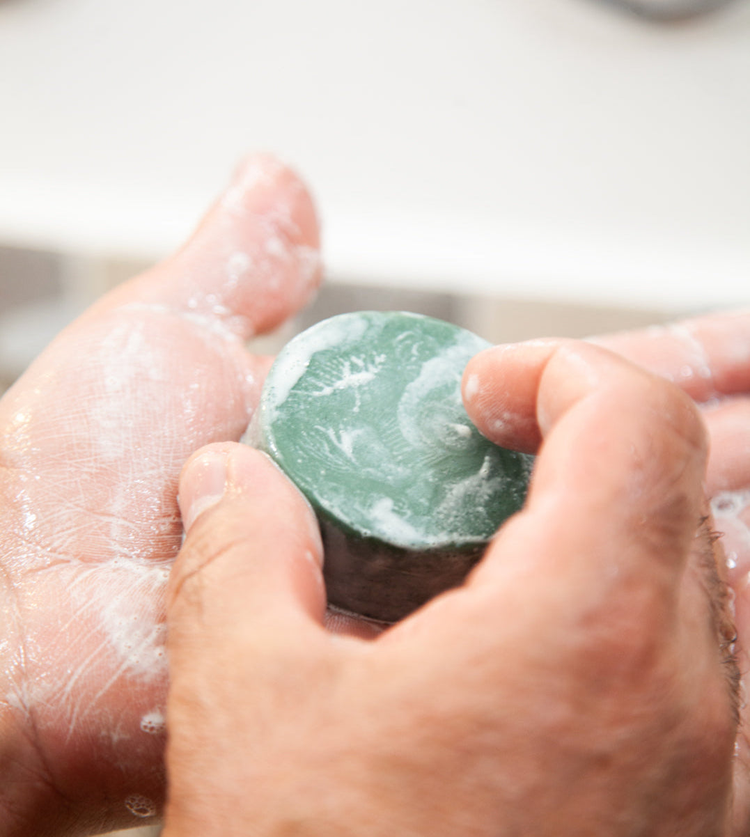 Officina dei Saponi Uomo Shampoo Barba Solido nutriente