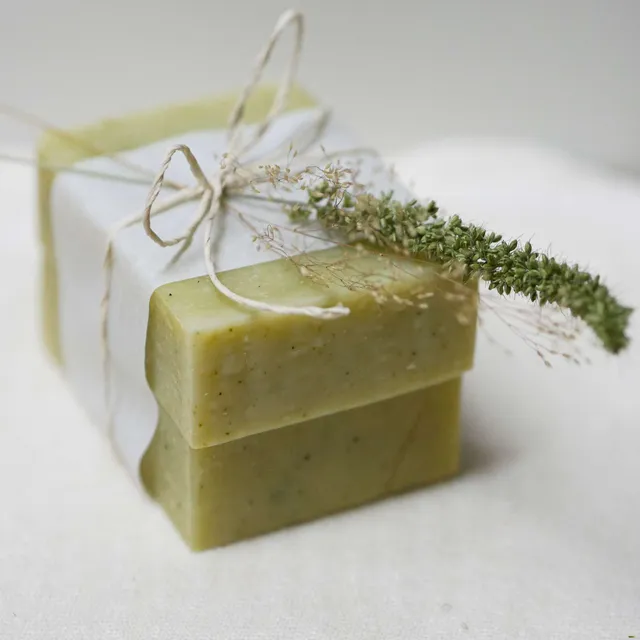 hello simple Waldspaziergang saponetta doccia pino 100 g vegana